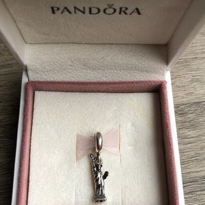 Pandora NY Statue of Liberty Charm